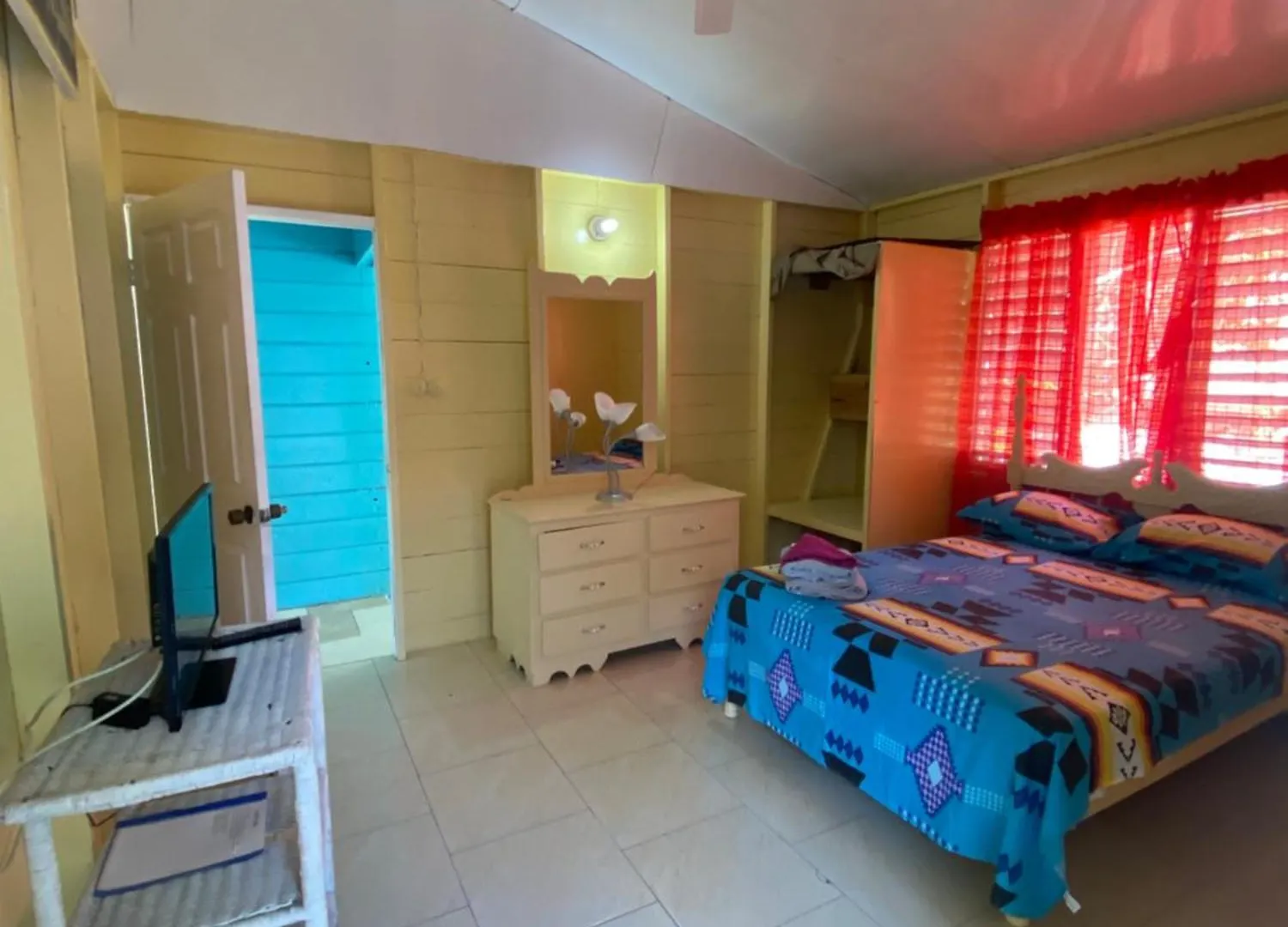 Green Leaf Cabins Negril Guest house
