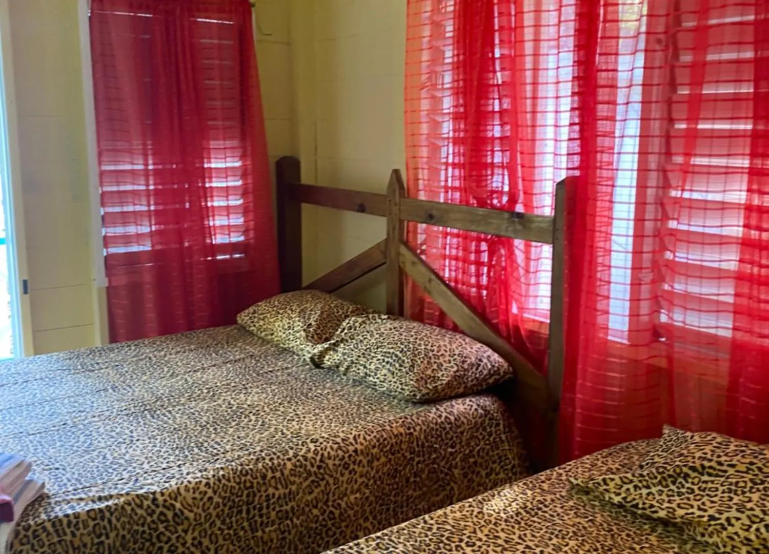 Green Leaf Cabins Negril Guest house
